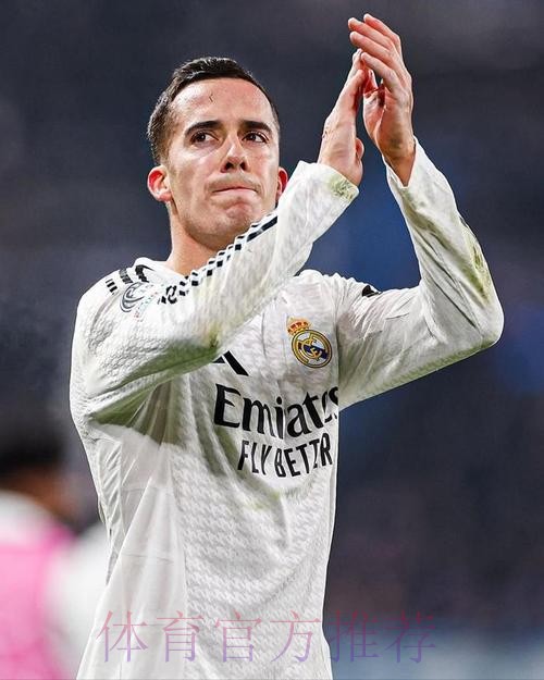 阿斯:皇马面临艰苦赛程 右后卫人选成安帅的难题 阿斯:皇马面临艰苦赛程 右后卫人选成安帅的难题